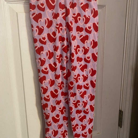 NWT Little English Valentines Outfit - Picture 8 of 10